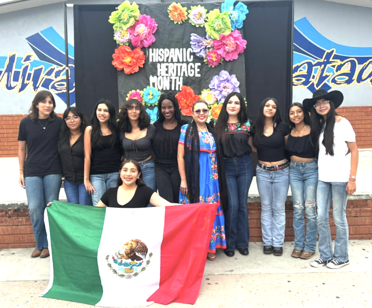 Hispanic Heritage Rally Celebrates Culture, Music and Food