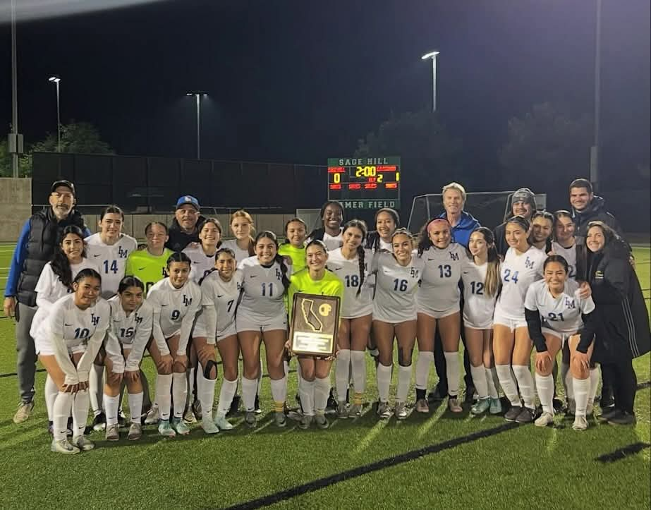 Girls Varsity Soccer Wins CIF State Socal Regional Championship on Saturday